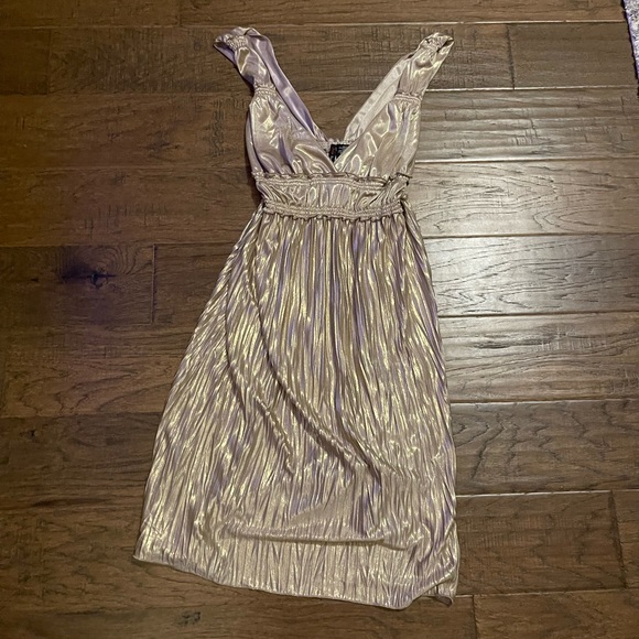 Dresses & Skirts - Like new…only worn once! Gold Shiny Dress (M)